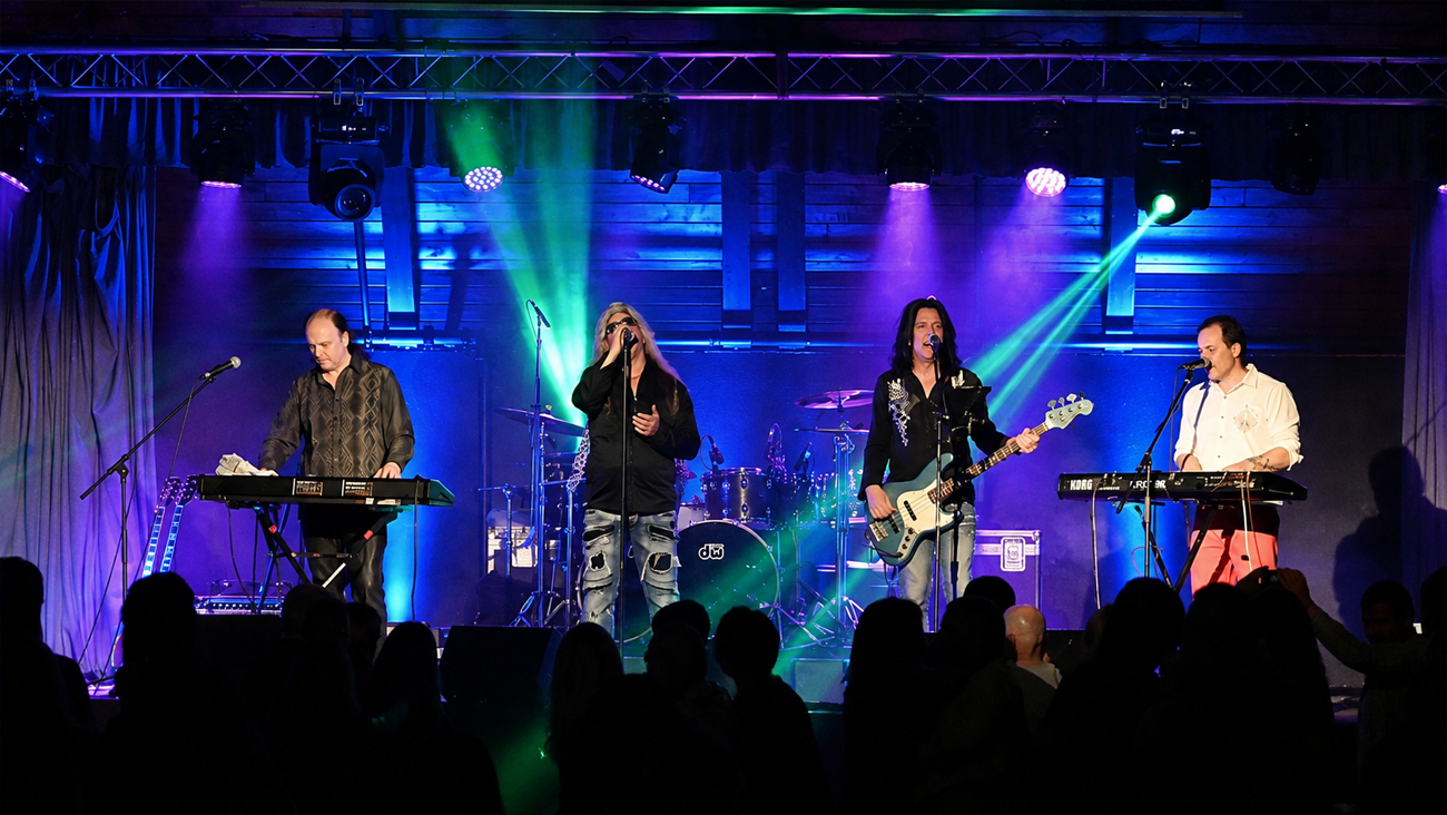 Jukebox Heroes international tribute to Foreigner and Lou Gramm