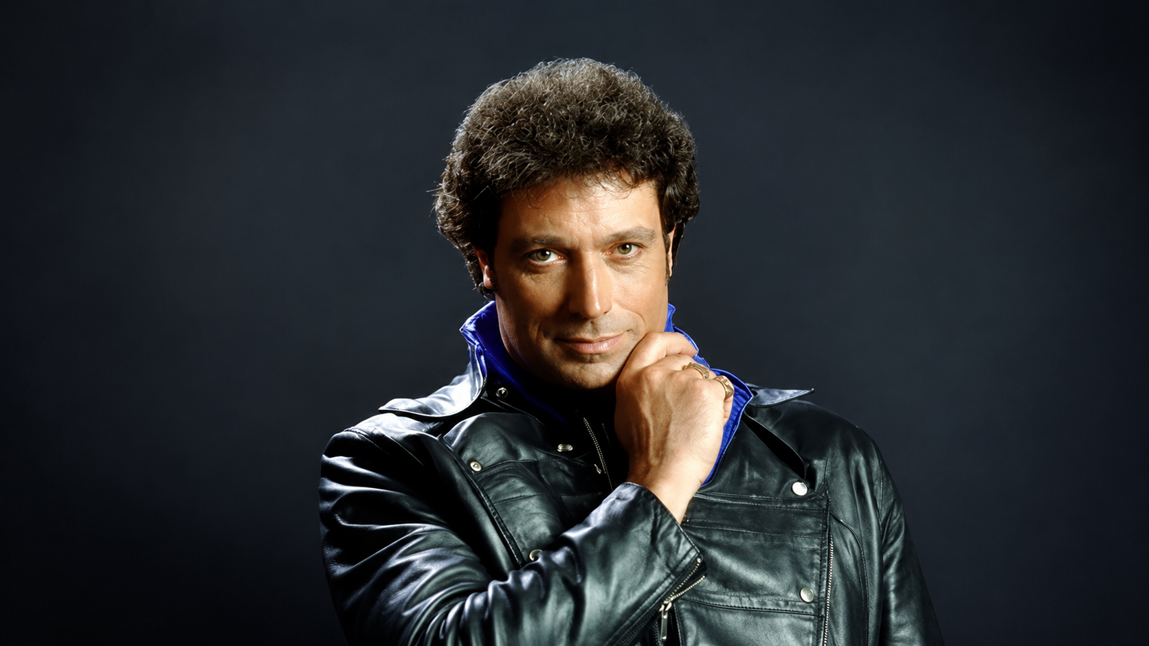 Lou Nelson Tom Jones impersonator